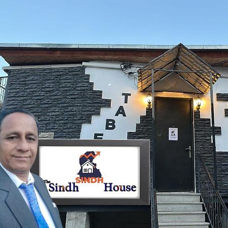 Hotel The Sindh House - Indus Aroma Restaurant Tiflis Exterior foto