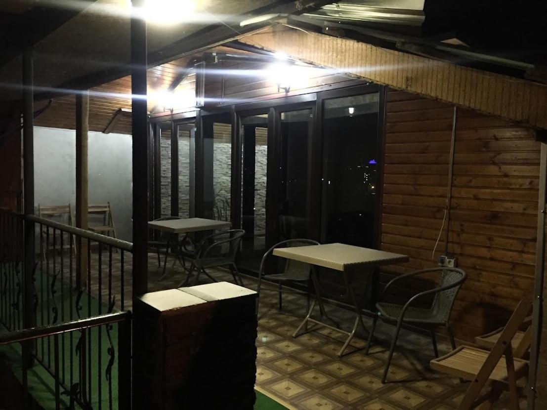 Hotel The Sindh House - Indus Aroma Restaurant Tiflis Exterior foto